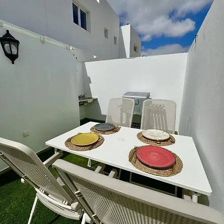 Casahost Dolce Pool * קוסטה טגוויסה